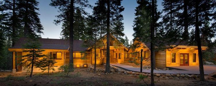 Cabin Lodges at dusk at Granlibakken
